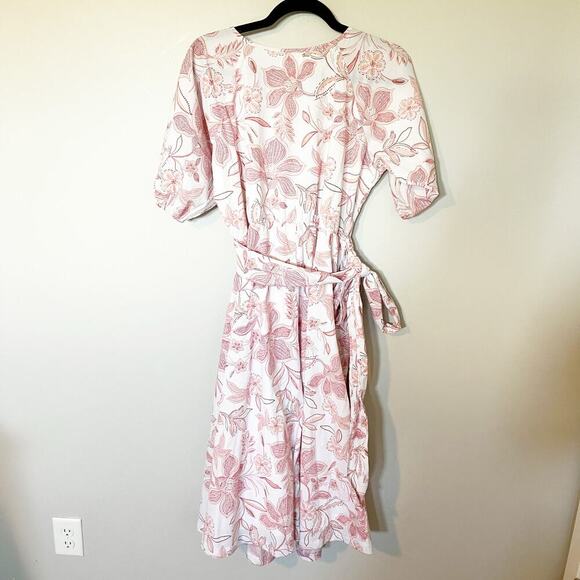 Summersalt The Coastal Poplin
Puff-Sleeve Wrap Fit and Flare Midi
Dress size xs - Picture 3 of 7